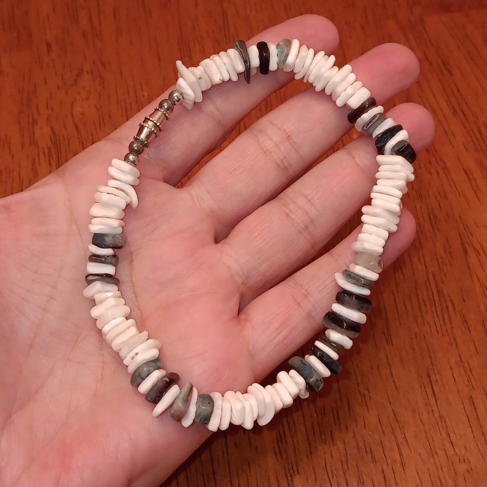 Vintage Shell Bracelet Anklet 1992 Dark Blue White 10" Twist Locket